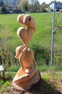 Holzskulptur Herzen